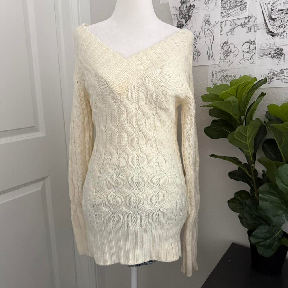 Early 2000s y2k vintage sweater